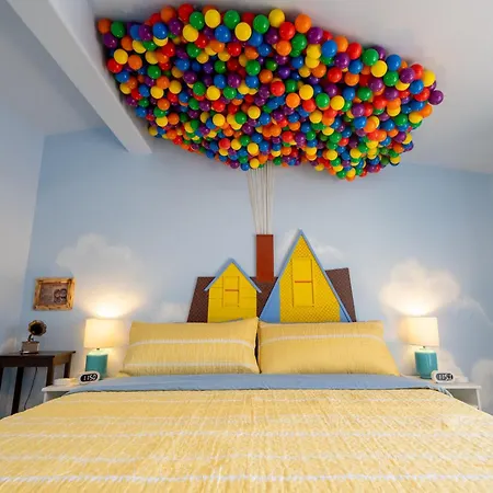 Holiday home Pixar Paradise: Playsets, Theater, Arcade+ *